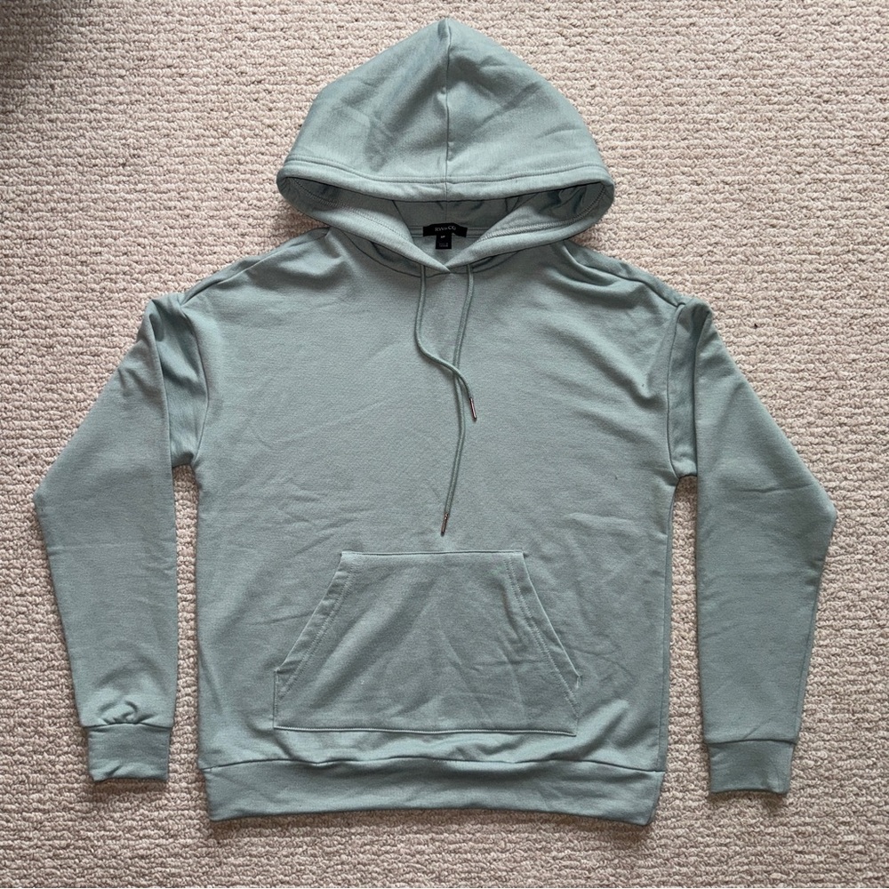 Mint sweater with hood and drawstring and kangaroo pocket